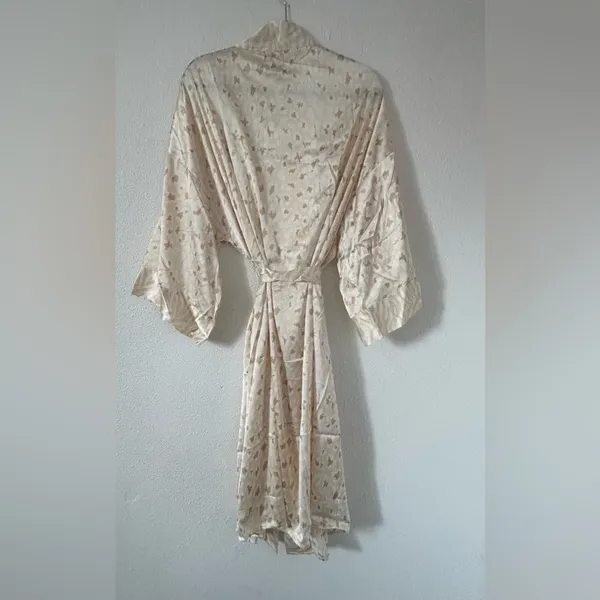 Show me your Mumu x Curateur The Harlow Robe O/S NWT - Image 9