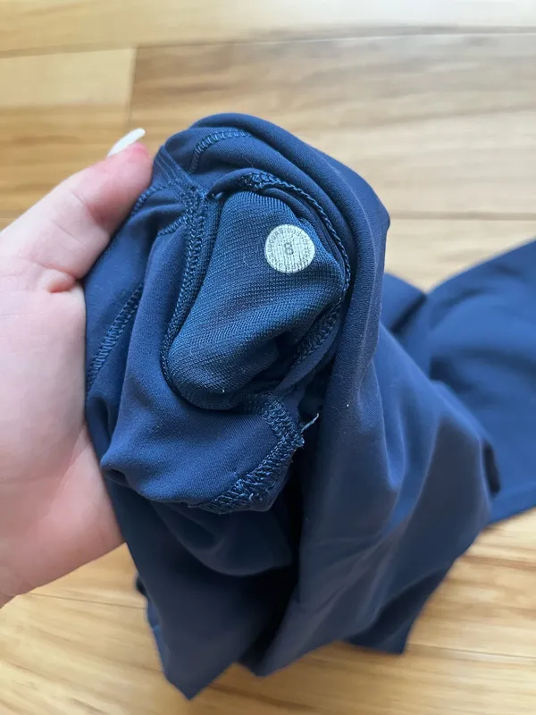 Lululemon Leggings 23"  - Image 3