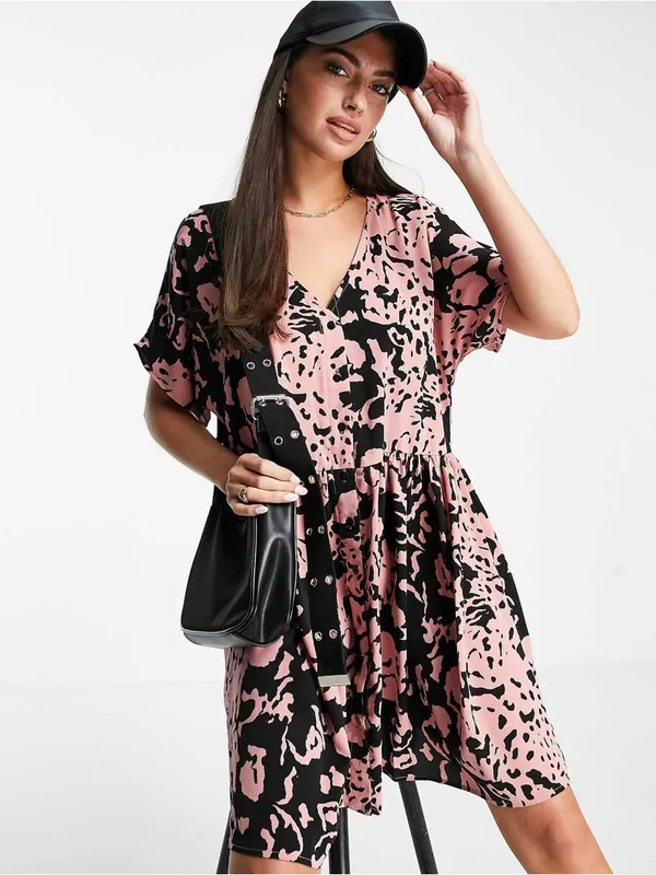 New ASOS Urban Threads Oversized Button Front Dress Women’s Sz 10 Pink Abstract - Image 2
