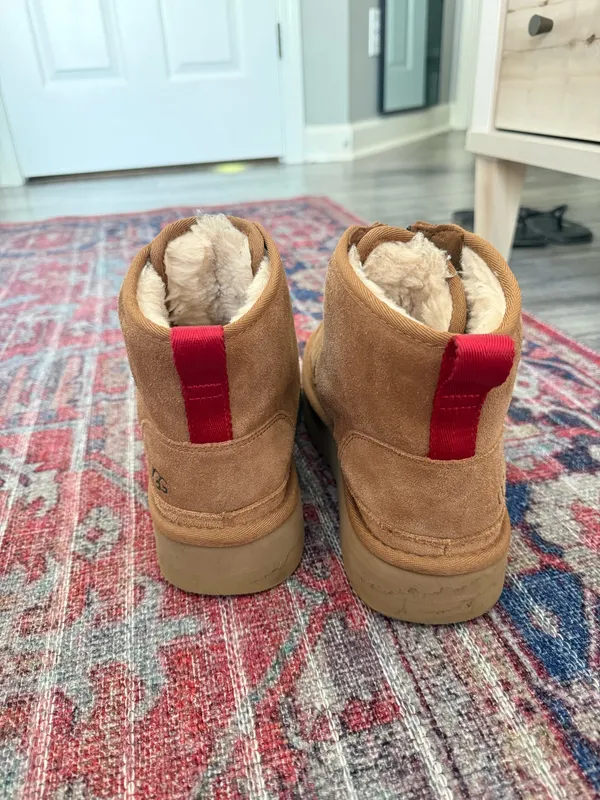 UGG Neumel Boots - Image 5