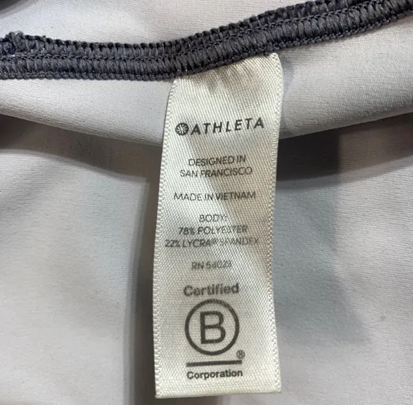 Athleta crop workout tank size medium - Image 8