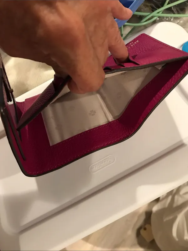 kate spade fuchsia pebbled leather bifold wallet with gold spade logo - Image 3