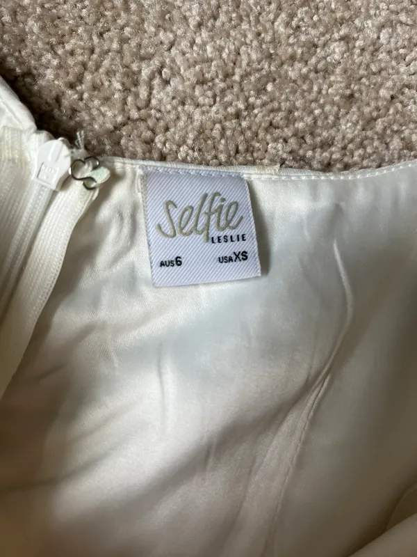 Selfie Leslie Dress - Image 2