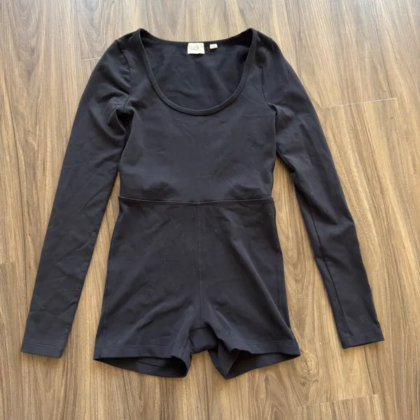 Aritzia Wilfred Free Romper - Image 2
