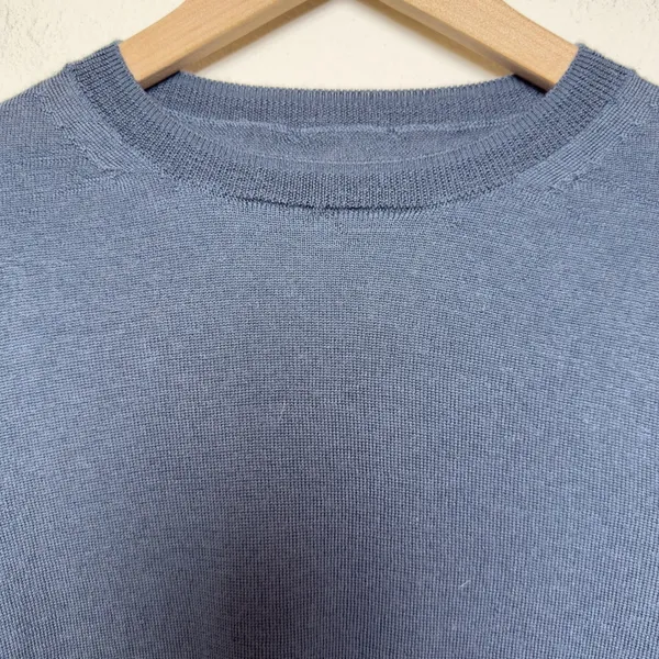 Muji Women 100% Merino Wool Sweater Medium‎ Minimalist Luxury Preppy Heritage - Image 2
