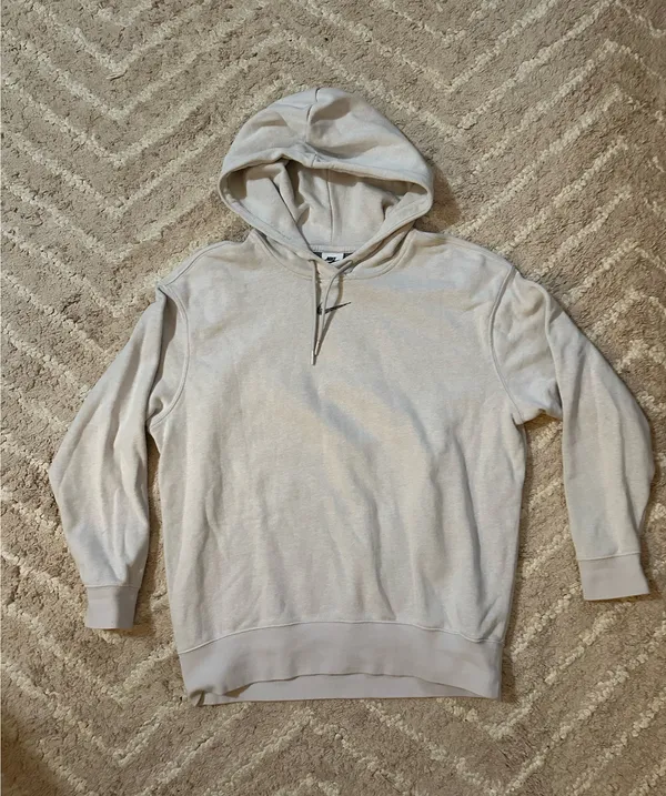 Nike Hoodie - Image 2