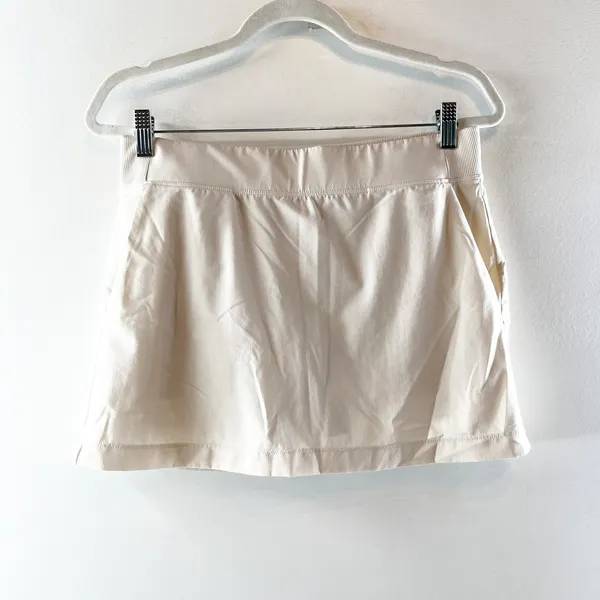 Athleta Brooklyn Pull On Golf Tennis 13.5" Mini Skort Bone Khaki Cream 8 - Image 4