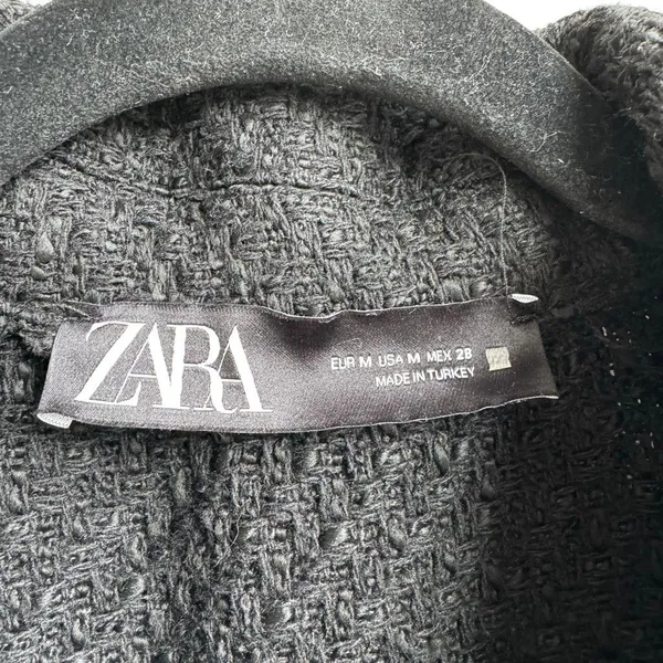 ZARA Structured Tweed Black Gold Button Preppy Frayed Button Vest Size Medium - Image 3