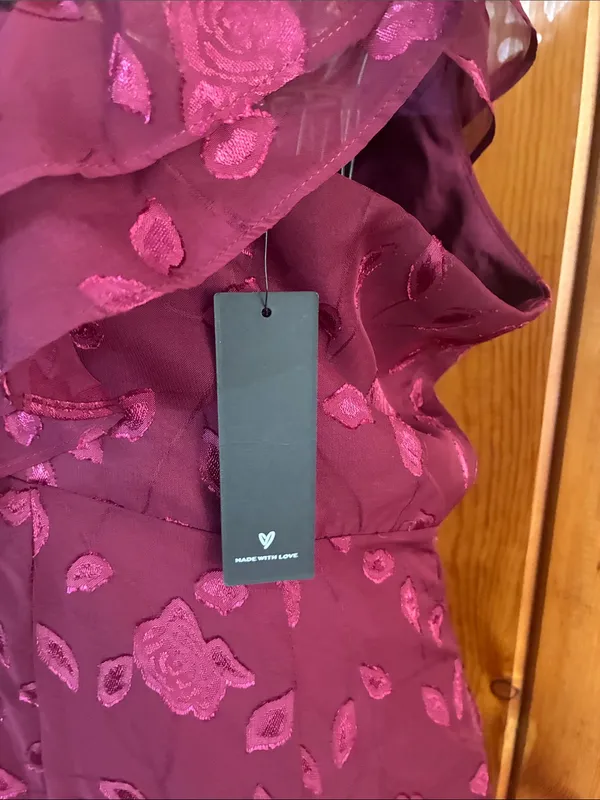 Lulus Forever Be Burgundy Floral Jacquard Ruffled Maxi Dress size large - Image 9