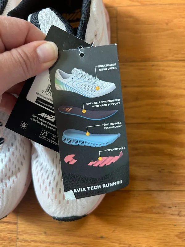 NWT Avia women Running Sneakers size 7 - Image 3