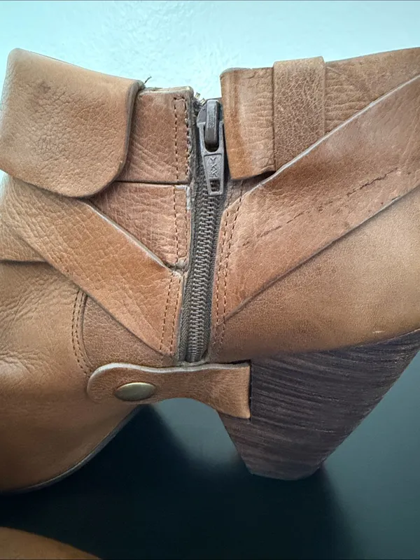 Anthropologie Schuler & Sons Philadelphia genuine leather ankle booties size 10 - Image 9