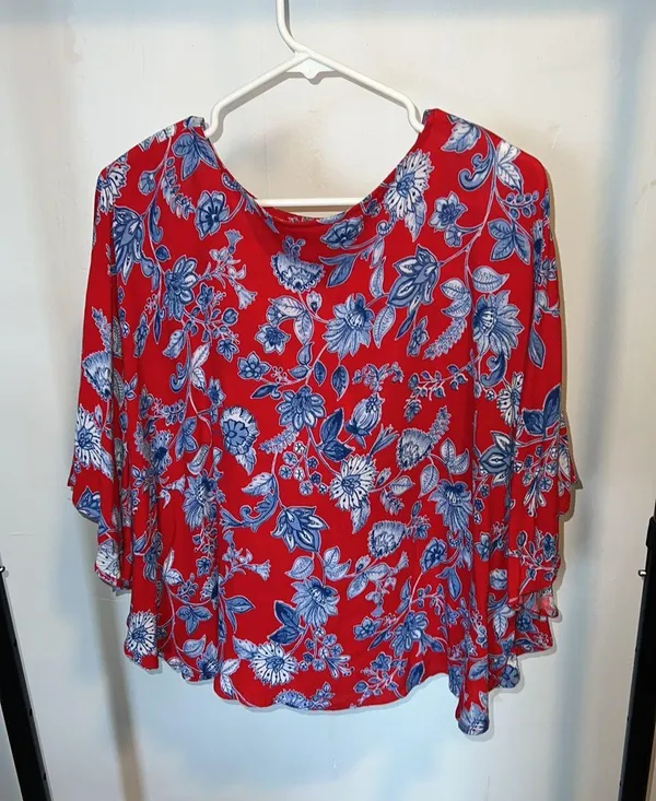 Woman’s Blouse - Image 2