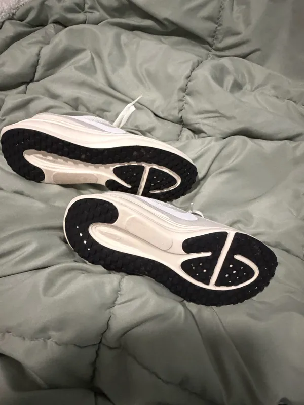 Nike Shoes Women’s - Image 4