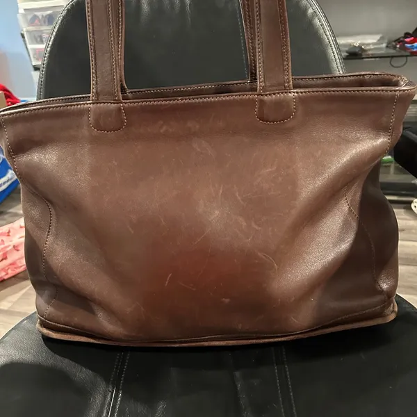 Coach Vintage Bleeker Brown Leather Tote Bag Zip closure - Image 3