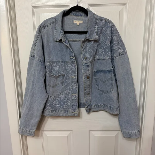 Shop Stevie paisley boxy jean denim jacket size XL light wash blue‎ - Image 2