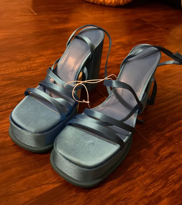 H&M platform satin look heels - Image 7