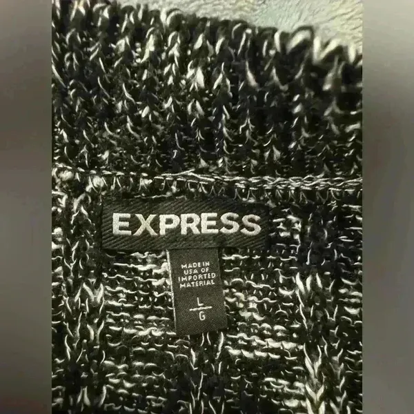 Women’s Sleeveless Express Sweater - Image 3