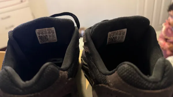 Yeezy Boost 700 V2 - Image 6