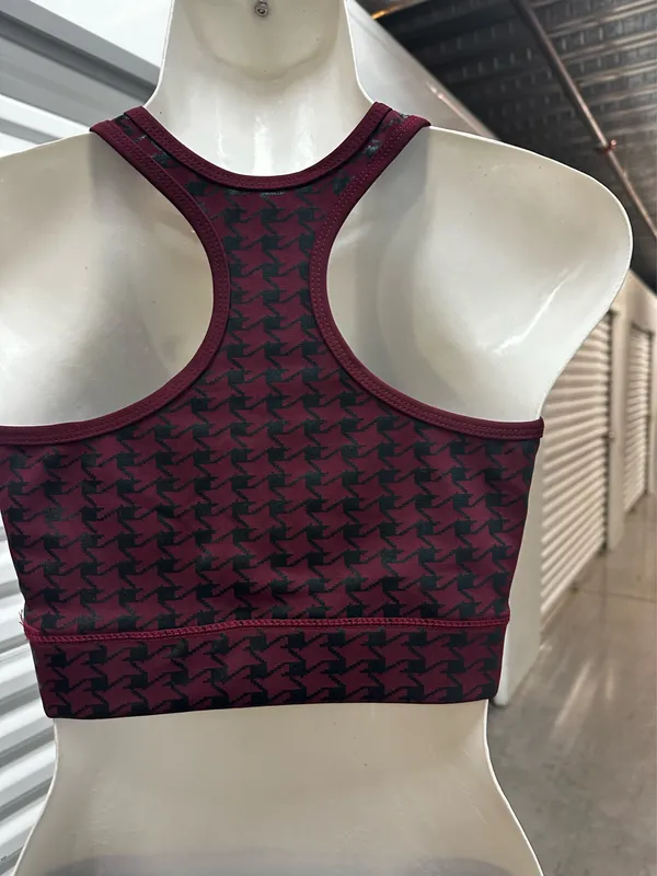 Maroon Two-Piece Activewear Set sports bra and leggings set. New Size S/M - Image 6