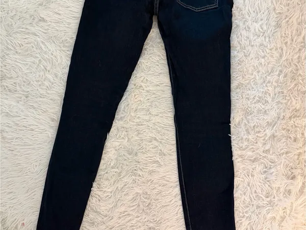 7 For All Mankind The Skinny Jeans Size 27 Dark Wash - Image 6
