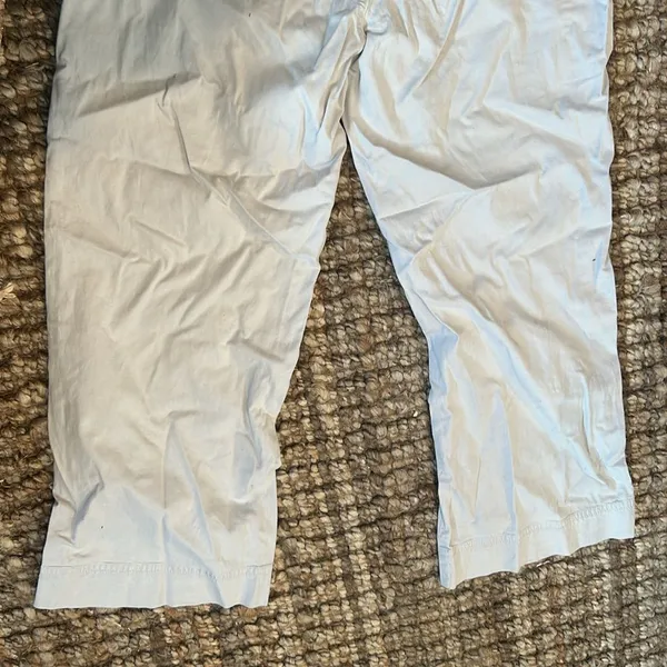Orvis Tencel/Cotton Grey Cargo Capri Pant Size 4 - Image 9