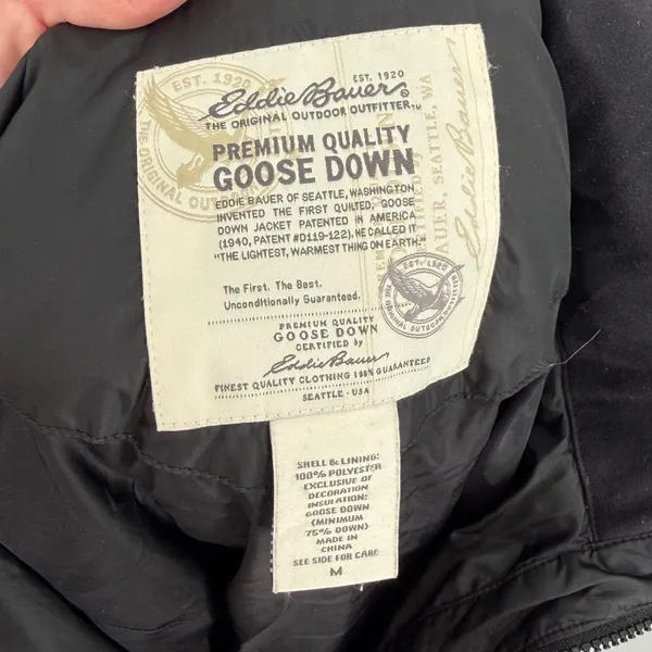 Eddie Bauer Women's Goose Down‎ Puffer Jacket Medium Black Quilted Snap Front - Image 4
