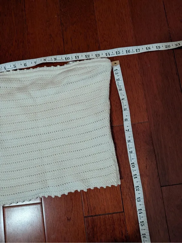 Abercrombie & Fitch Cream Crochet Knit Tube Top Size Small - Image 5