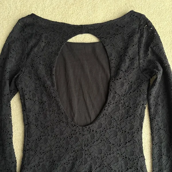 Moda International Elegant Black Long Sleeve Dress - Image 5