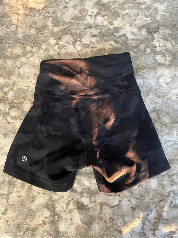 Lululemon High-Waist Black Camo Women’s Performance Shorts - Image 2