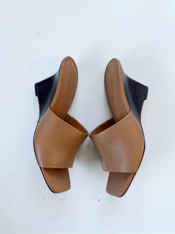 VINCE Pia Leather Wedge Sandals - Tan Size 9 - Image 4