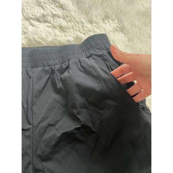 Halara Athletic Hiking Shorts Women XL Black Zipper Pockets Nylon Stretch - Image 3