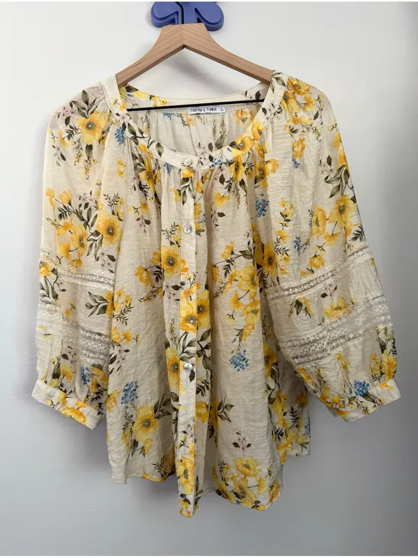 Fig & Flower Large Yellow Floral Sheer Button Up Blouse Puff Sleeve Relaxed Boho - Image 2
