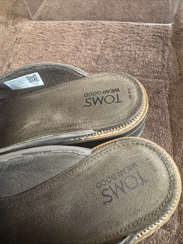 TOMS Cara mule loafers, featuring a slip-on design with a classic penny strap - Image 2