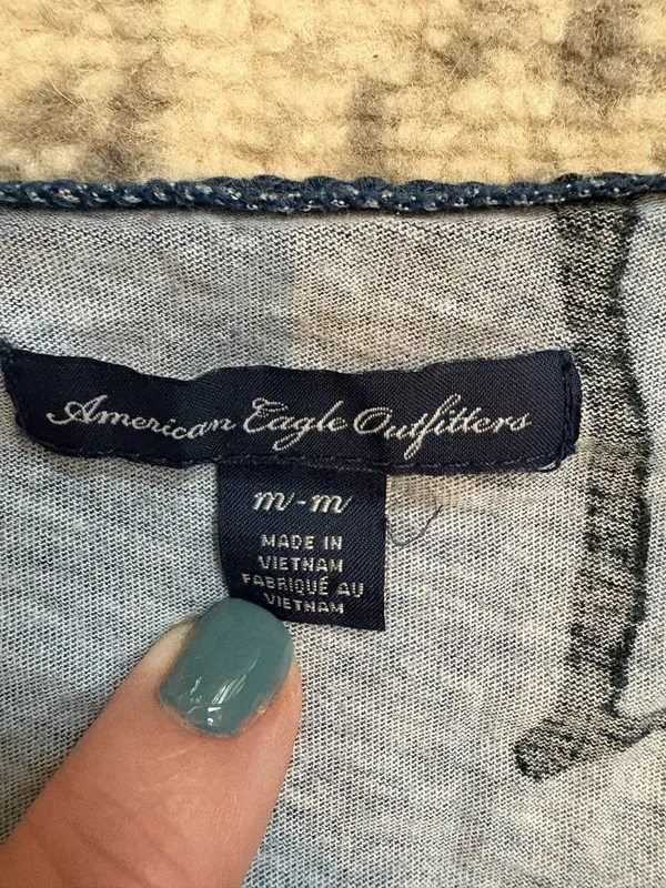 American Eagle Outfitters Top Floral - Image 3