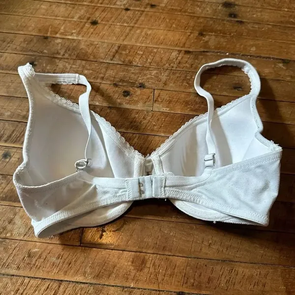 Victoria’s Secret soft jersey lined perfect coverage 32D bra - Image 2
