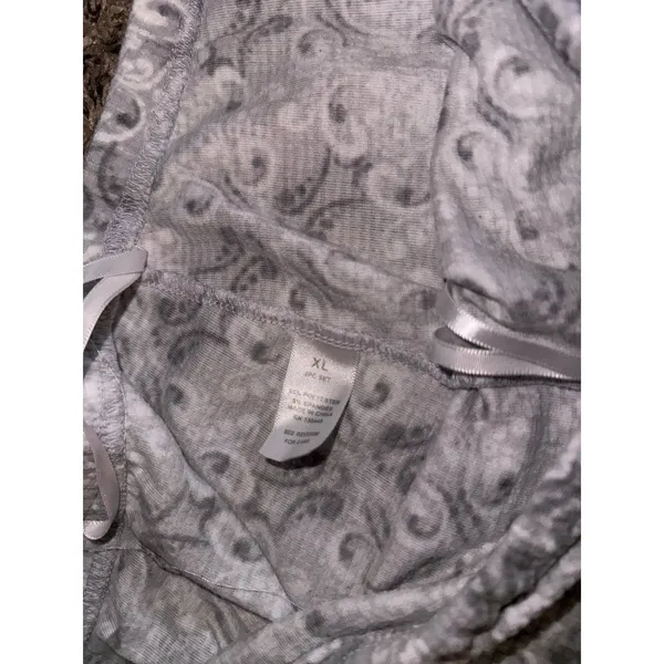 Goodnight Kiss Women's Gray Thermal 2pc Pajama Set Size‎ XL - Image 11