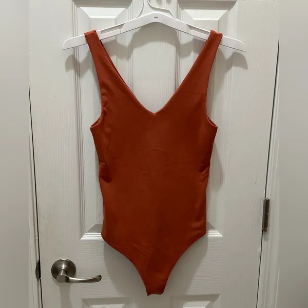 Abercrombie & Fitch V Neck Bodysuit Soft A&F collection size Small - Image 9