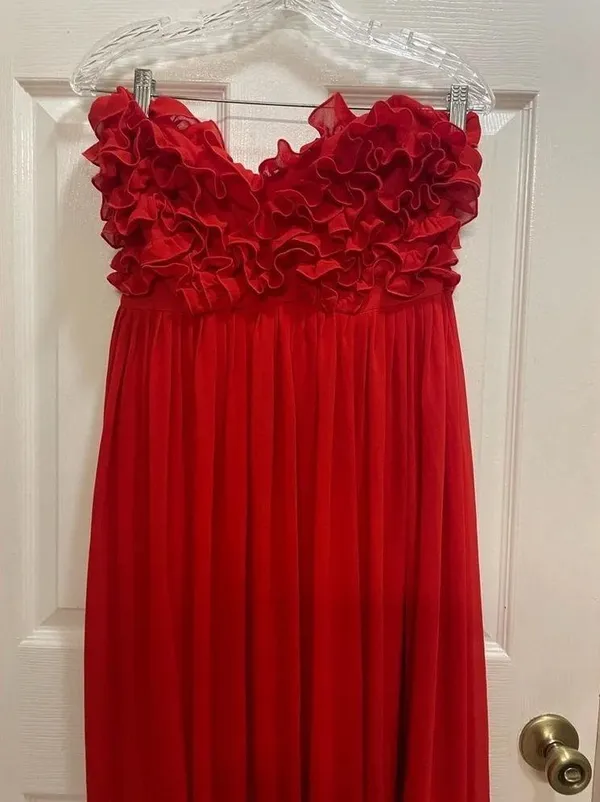 NWT Revolve Lovers & Friends Red Maxi Gown Size Large Ruffled Top Leg Split - Image 6