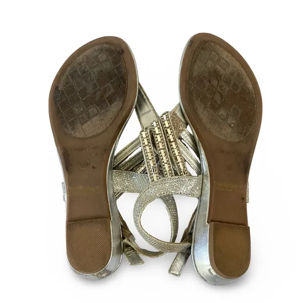 Dream Pairs Thong Sandals - Image 7