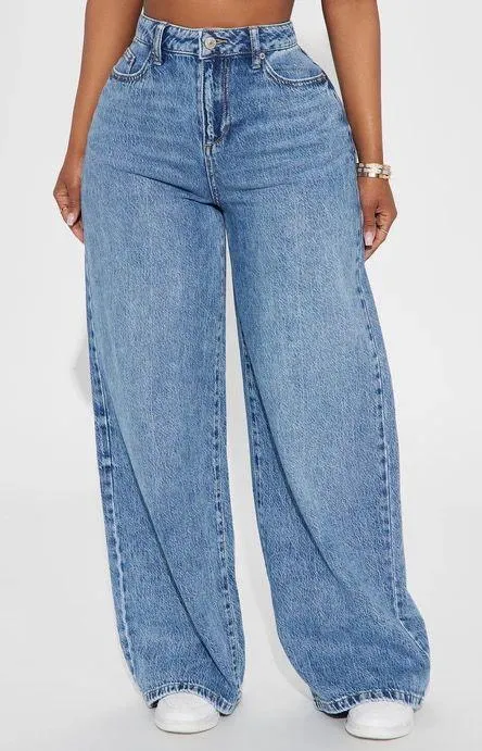FashioNova Solange Baggy Wide Leg Jeans - Medium Wash - Image 2