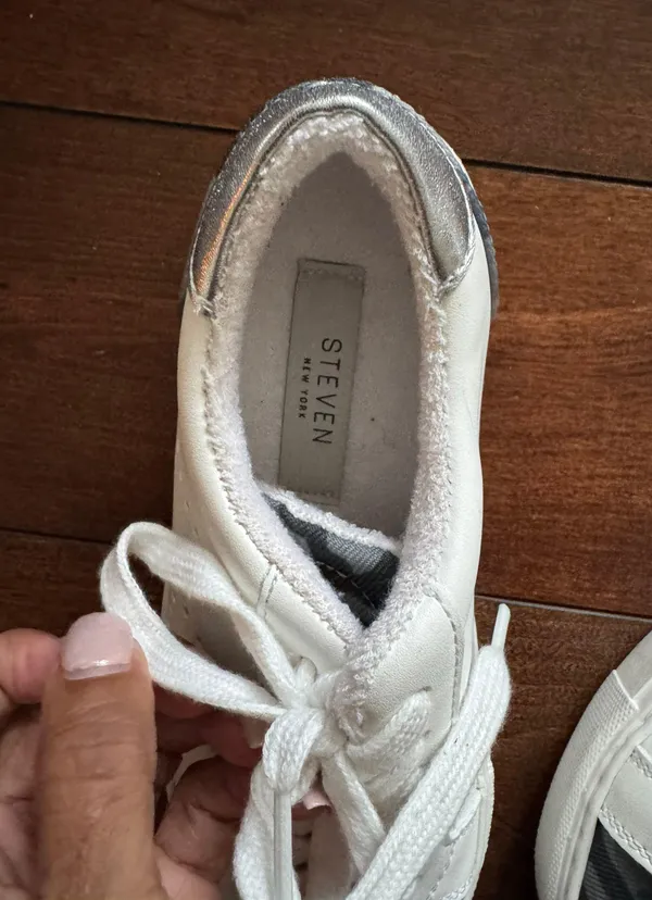 Steve By Steven madden Parody Camo, white, Lace-up Fashion Sneakers Women’s size 7 - Image 5