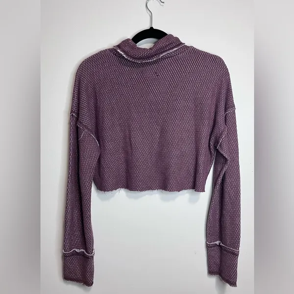 URBAN OUTFITTERS Out From Under Crop Long Sleeve Turtle Neck Shirt. Women’s S. - Image 3