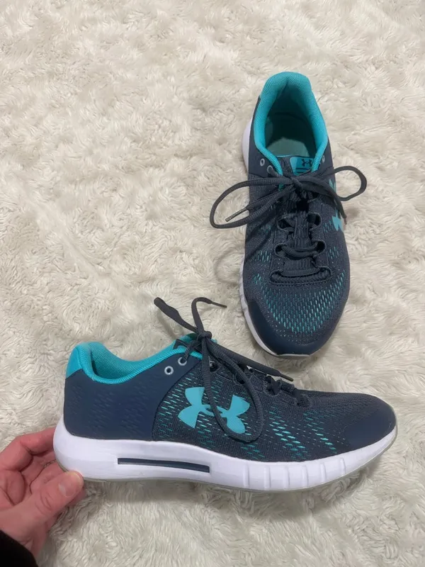 Under Armour Women's Micro G Pursuit BP running shoes Athletic Sneakers Size 8.5 - Image 3