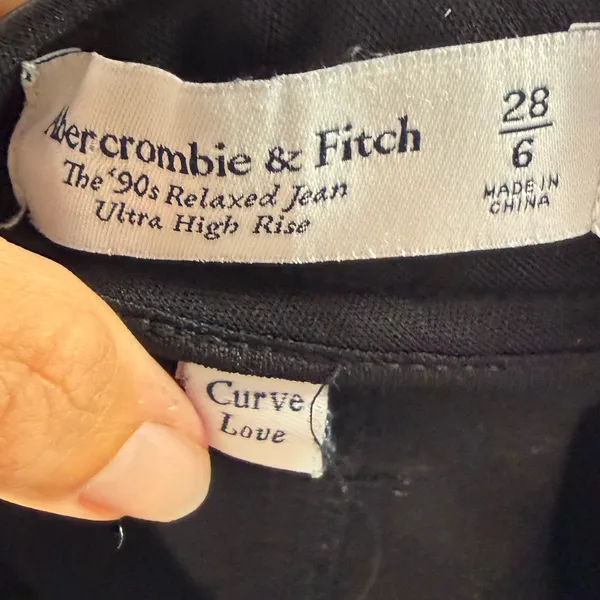 Abercrombie &‎ Fitch The 90's Relaxed Ultra High Rise Faux Leather Pants Black 6 - Image 7