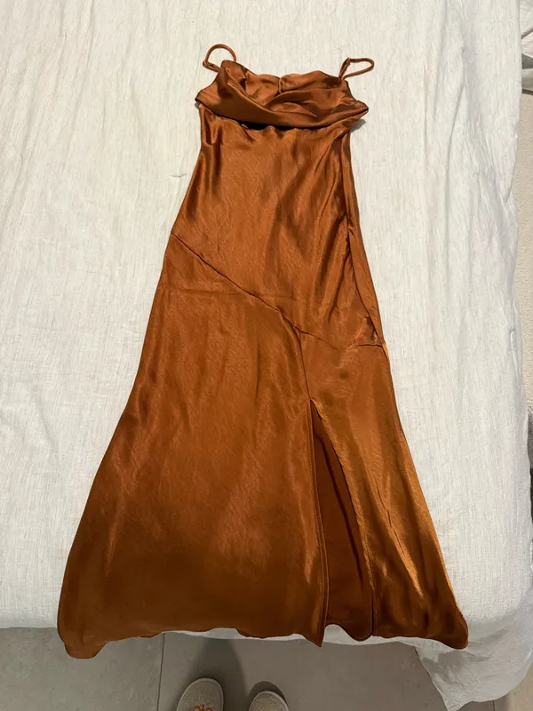 Selfie Leslie Pleated Bust Front Split Dress - Chocolate - Image 5