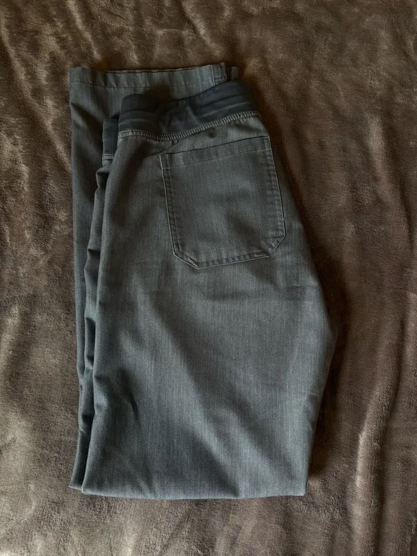 Figs Technical Collection Livingston Basic Scrub Pants Size Medium Tall Gray - Image 7
