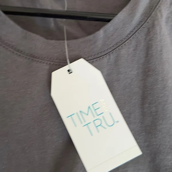 Time and Tru Women’s XS Gray Ruffle Sleeve Tunic Top Short Sleeve Casual - Image 8
