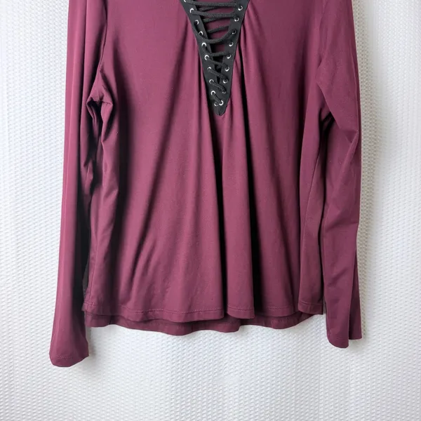 Rue+ Lace Up Grommet Women 2X Burgundy Long Sleeve Edgy‎ Goth V-Neck WitchyShirt - Image 4