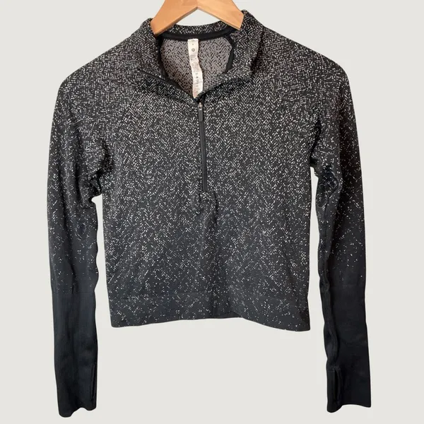 Lululemon Rest Less 1/4 Zip Pullover Black White Herringbone Size 4 Thumbholes - Image 2