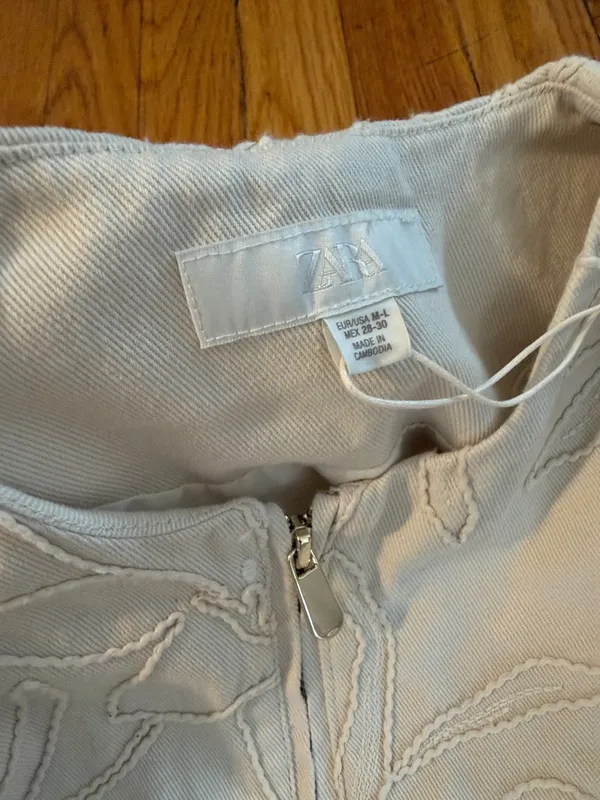 NWT Zara Cream Embroidered Zip-Front Vest blogger favorite M/ L floral - Image 4